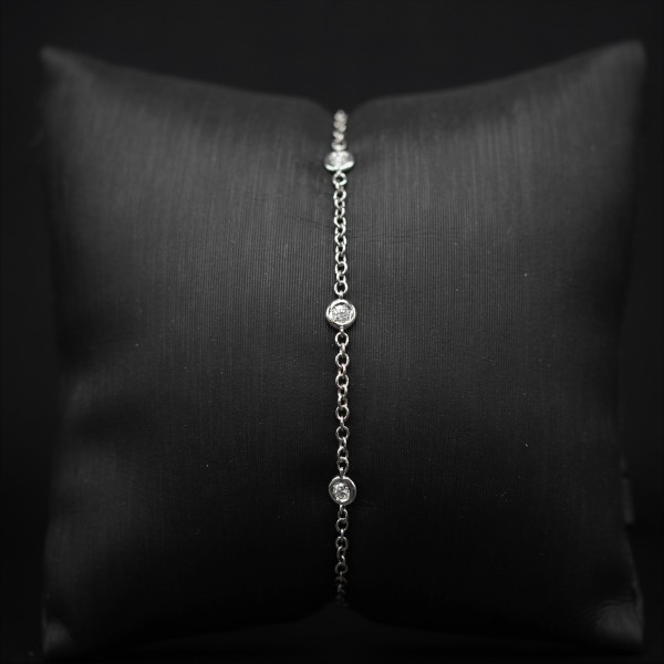 Bracciale con 5 diamanti